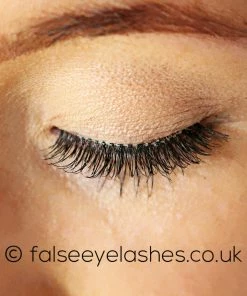 Kiss Lashes Kiss True Volume Lashes - Chic 9 Kiss Lashes Kiss True Volume Lashes - Chic