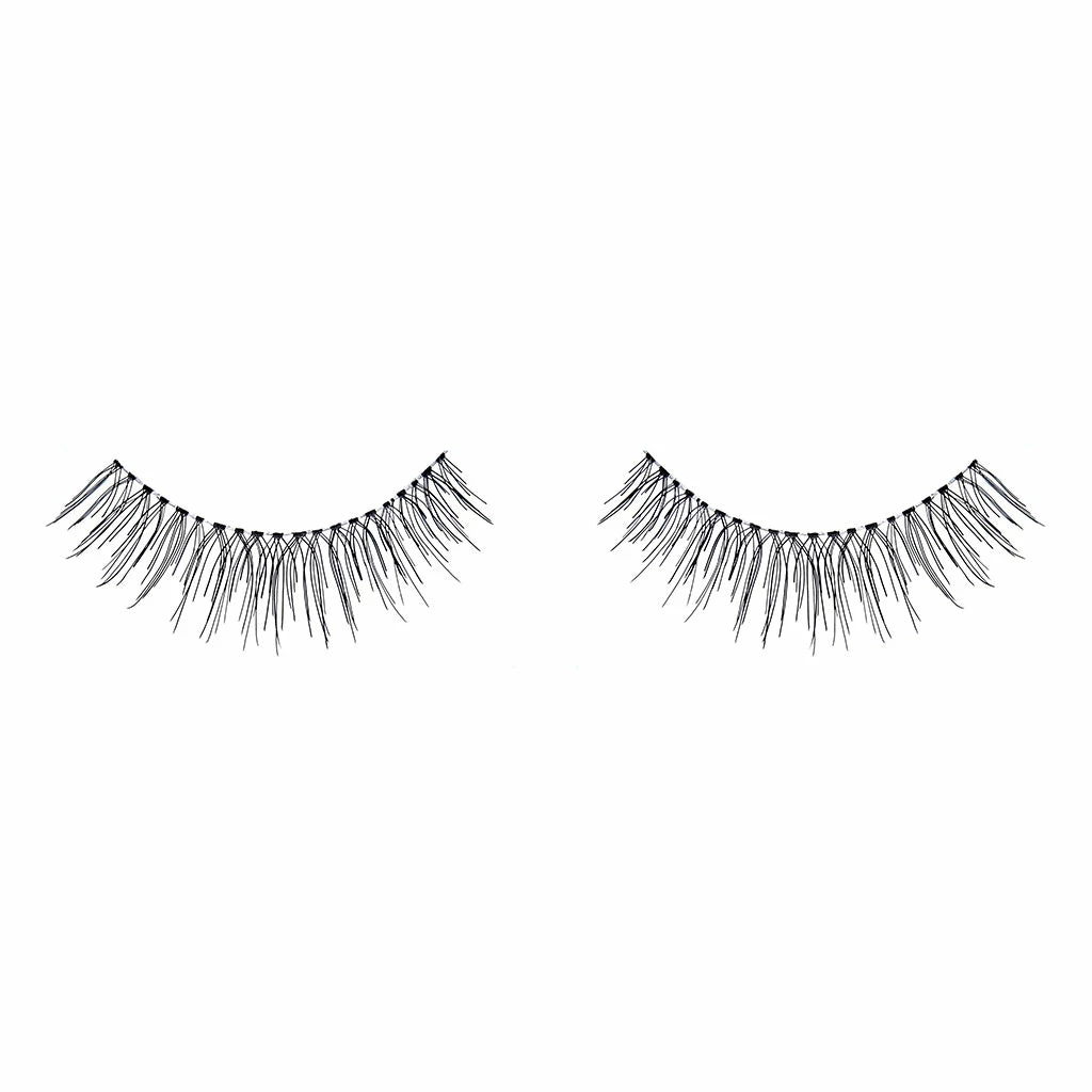 Kiss Lashes Kiss True Volume Lashes - Chic 4 Kiss Lashes Kiss True Volume Lashes - Chic