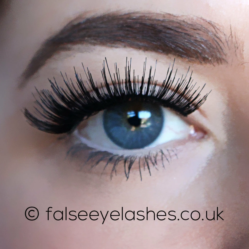 New Arrivals KoKo Lashes - Gia 4 New Arrivals KoKo Lashes - Gia