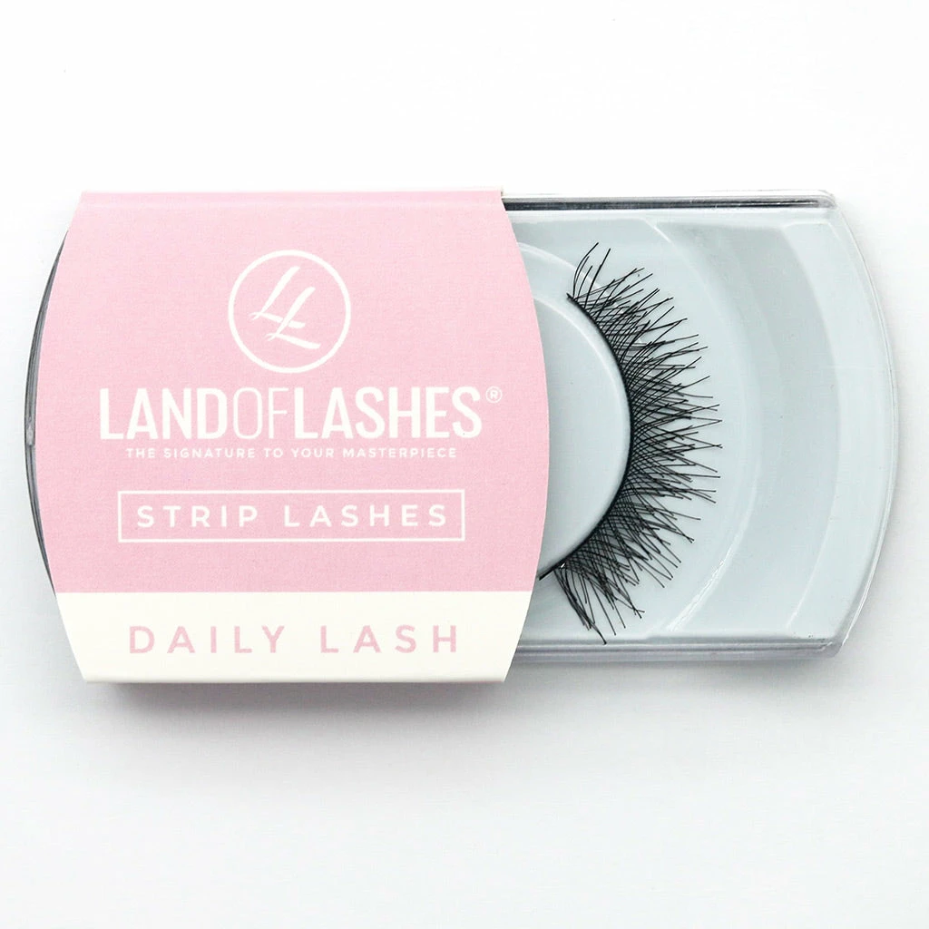 New Arrivals Land Of Lashes Daily Lash False Eyelashes - LL30 4 New Arrivals Land Of Lashes Daily Lash False Eyelashes - LL30