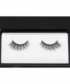 Lilly Lashes Click Magnetic - Cause We Can New Arrivals
