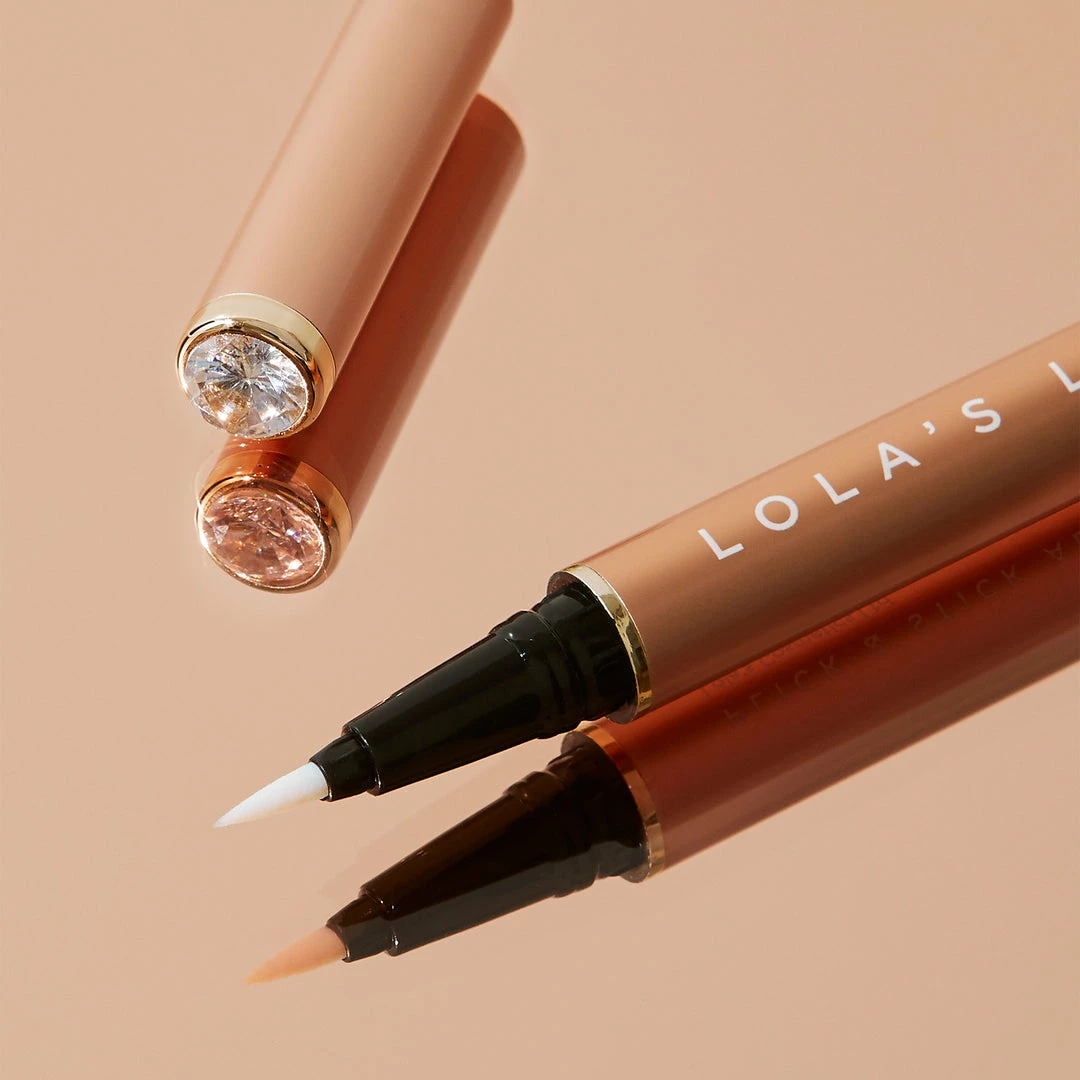 Lola's Lashes - Flick & Stick Adhesive Eyeliner Precision Pen Clear New Arrivals 6 Lola's Lashes - Flick & Stick Adhesive Eyeliner Precision Pen Clear New Arrivals