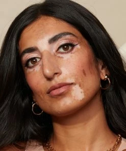 Lola's Lashes Magnetic Lash Kit - Lowkey New Arrivals 9 Lola's Lashes Magnetic Lash Kit - Lowkey New Arrivals