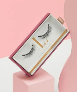 Lola's Lashes Magnetic Lashes - Rose Quartz 7 Lola's Lashes Magnetic Lashes - Rose Quartz