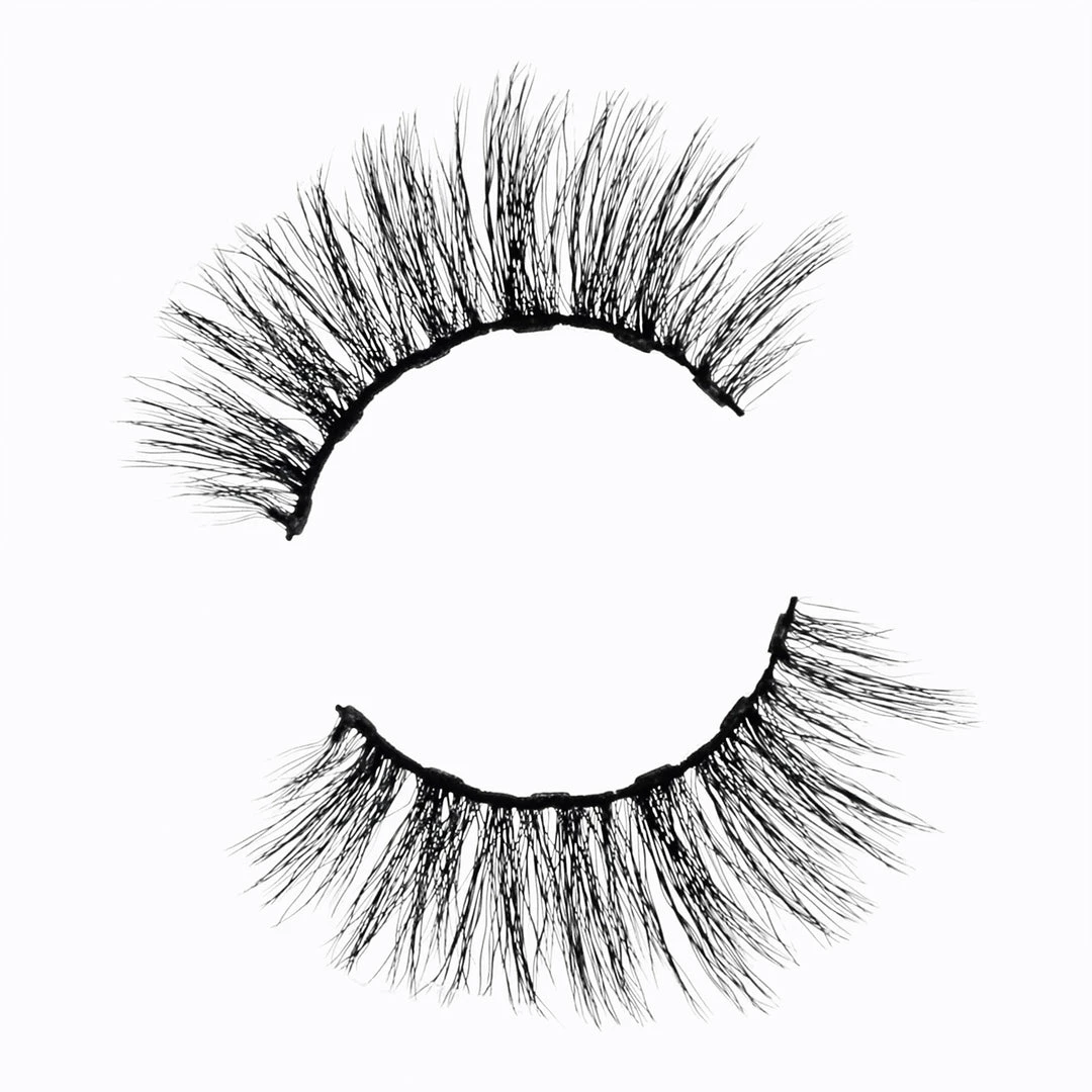 New Arrivals Lola's Lashes Magnetic Lashes - Ruby 3 New Arrivals Lola's Lashes Magnetic Lashes - Ruby