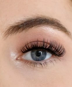 Lola's Lashes Strip Lashes - Worth It