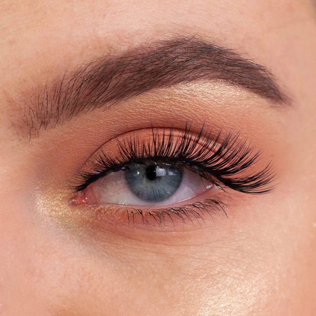 One Lash Chance False Eyelashes - 017 5 One Lash Chance False Eyelashes - 017