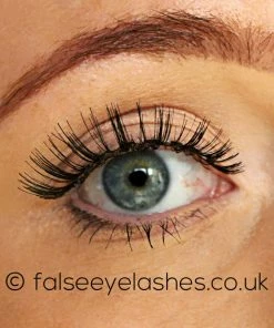 Red Cherry Lashes Style #110 (Molla)