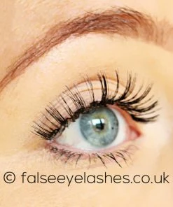 Red Cherry Lashes Style #110 (Molla)