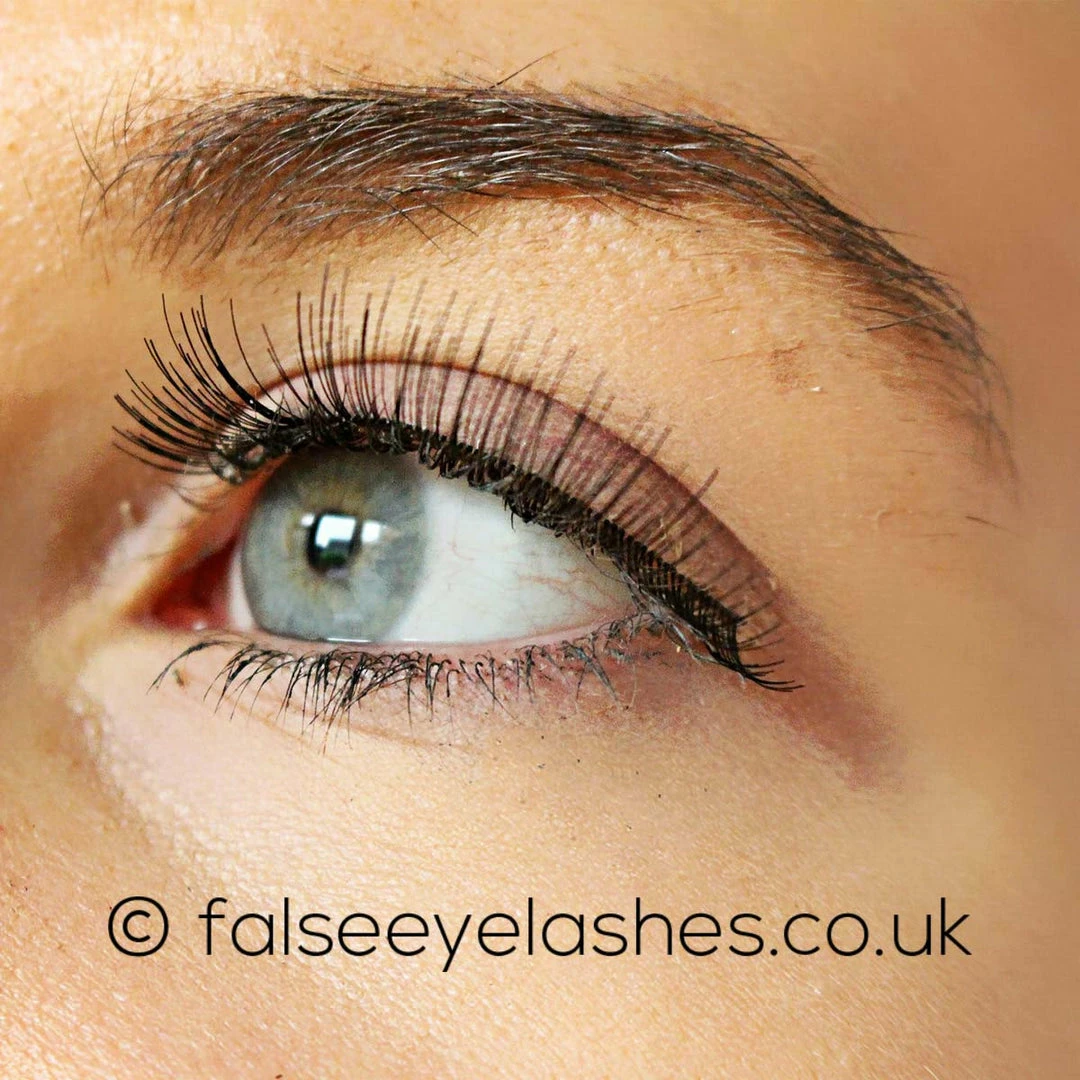 Red Cherry Lashes Style #12 (Angel) 6 Red Cherry Lashes Style #12 (Angel)