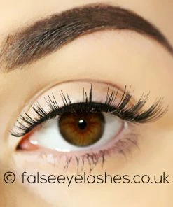 Red Cherry Lashes Style #30 (Marlow) 8 Red Cherry Lashes Style #30 (Marlow)