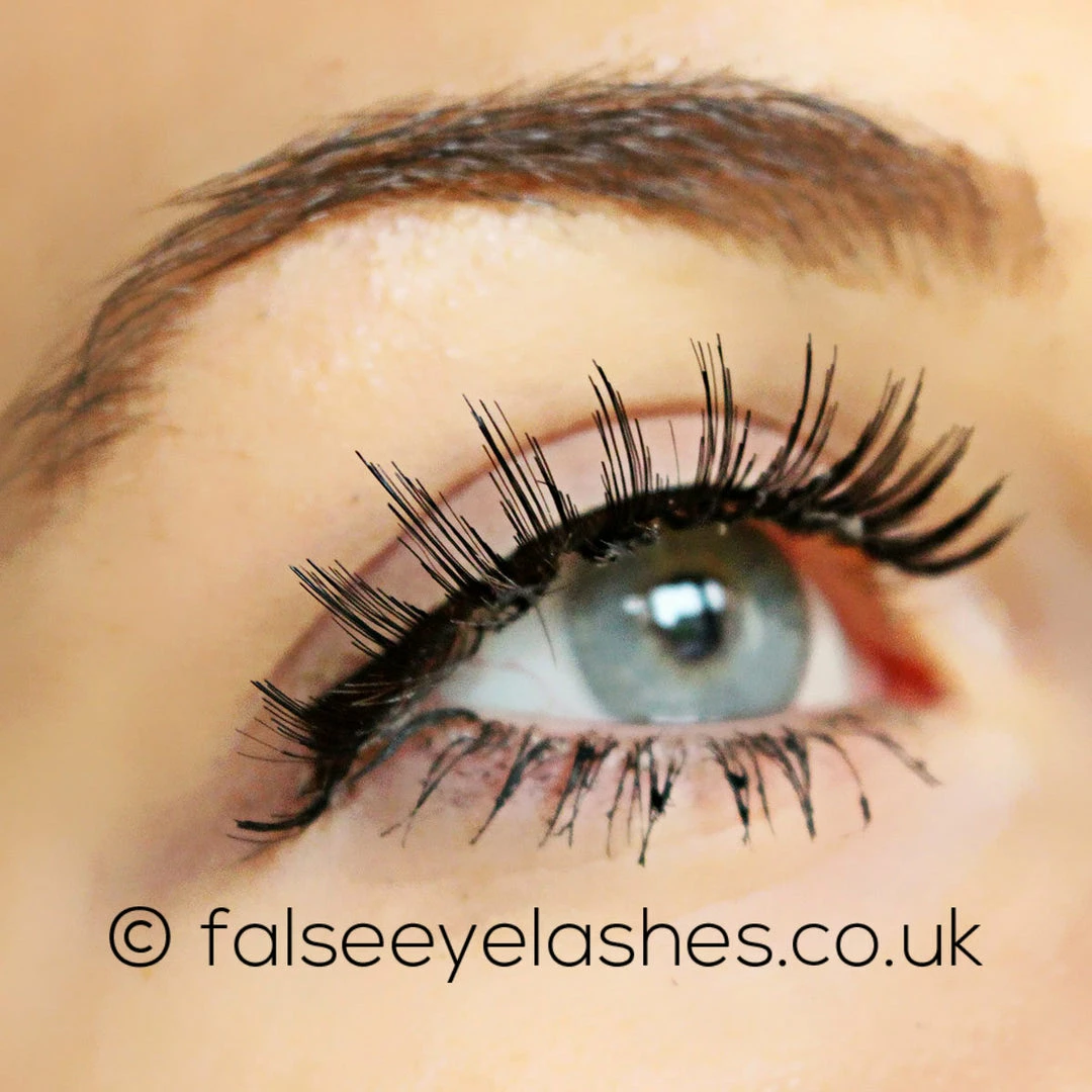 Red Cherry Lashes Style #62 (Gigi) New Arrivals 6 Red Cherry Lashes Style #62 (Gigi) New Arrivals