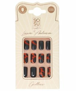 SOSU By SJ X Laura Anderson False Nails Square Short Length - Girlboss New Arrivals